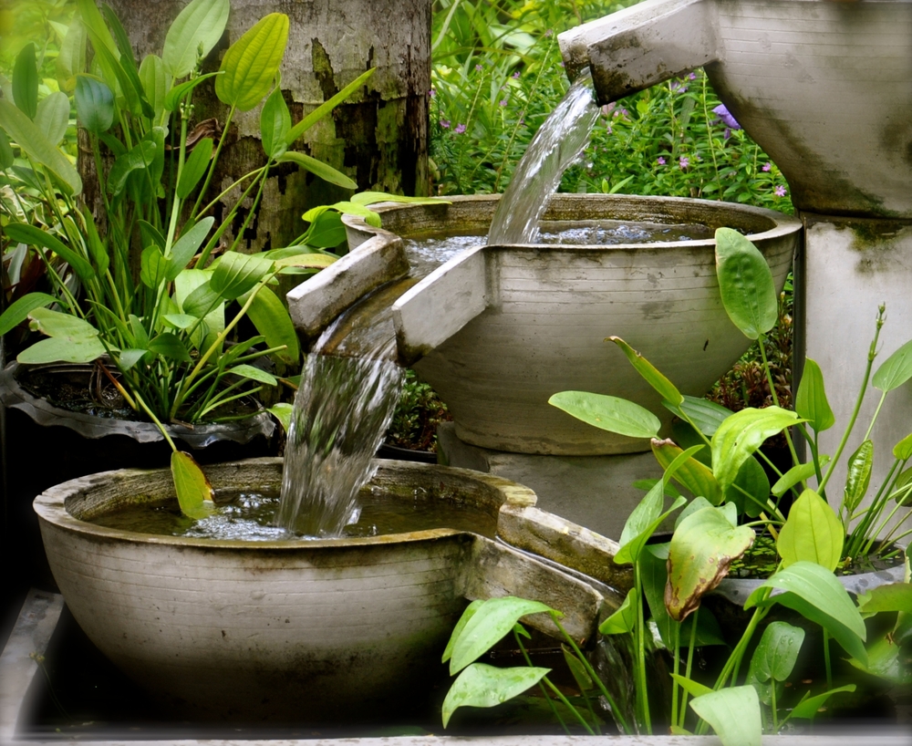 Fontaine de jardin : installer une fontaine dans son jardin, Pratique.fr
